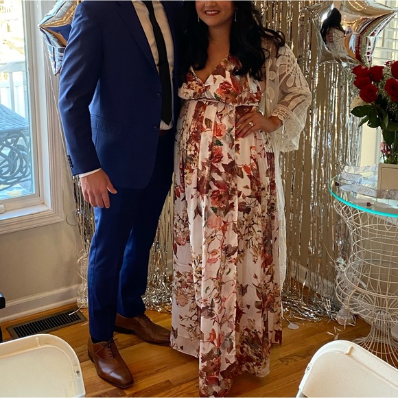 Floral open back dress - Picture 3 of 3